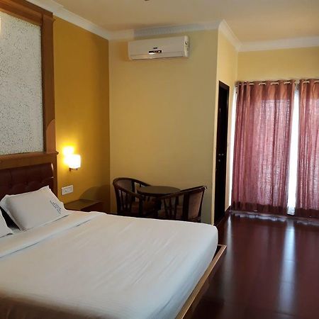 Akshaya Palace Inn Mysore Buitenkant foto