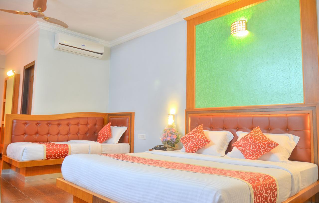 Akshaya Palace Inn Mysore Buitenkant foto